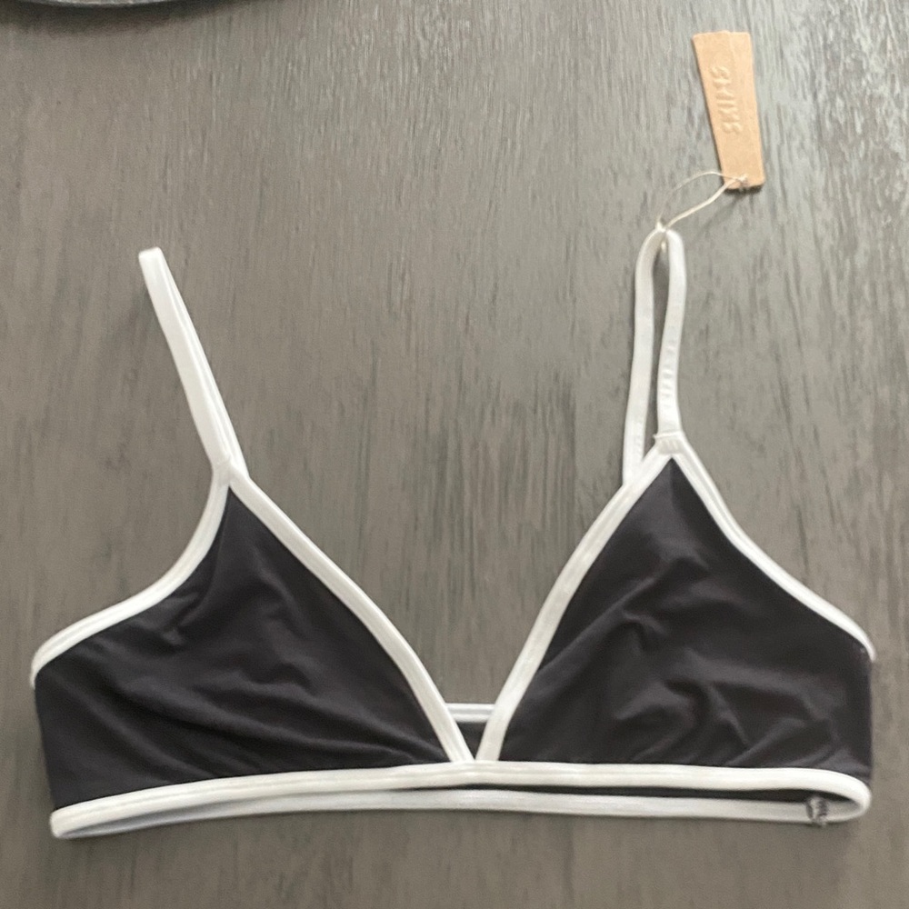 SKIMS Everybody Triangle Bralette